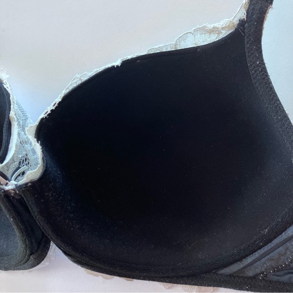 Victoria's Secret Black&White Floral Lace Bra With Bow Detail Women’s Size 38C - Picture 14 of 15